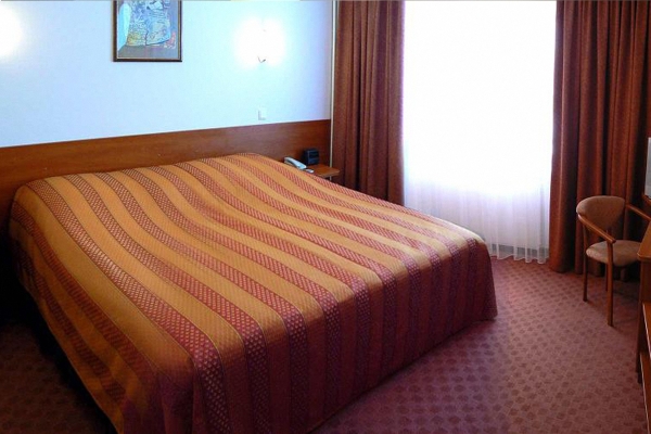 Hotel Sputnik (Minsk)